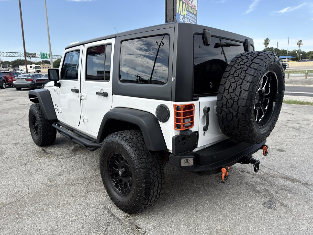 Jeep Wrangler Unlimited Sport 4WD 2012