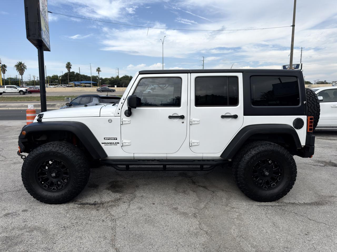 Jeep Wrangler Unlimited Sport 4WD 2012