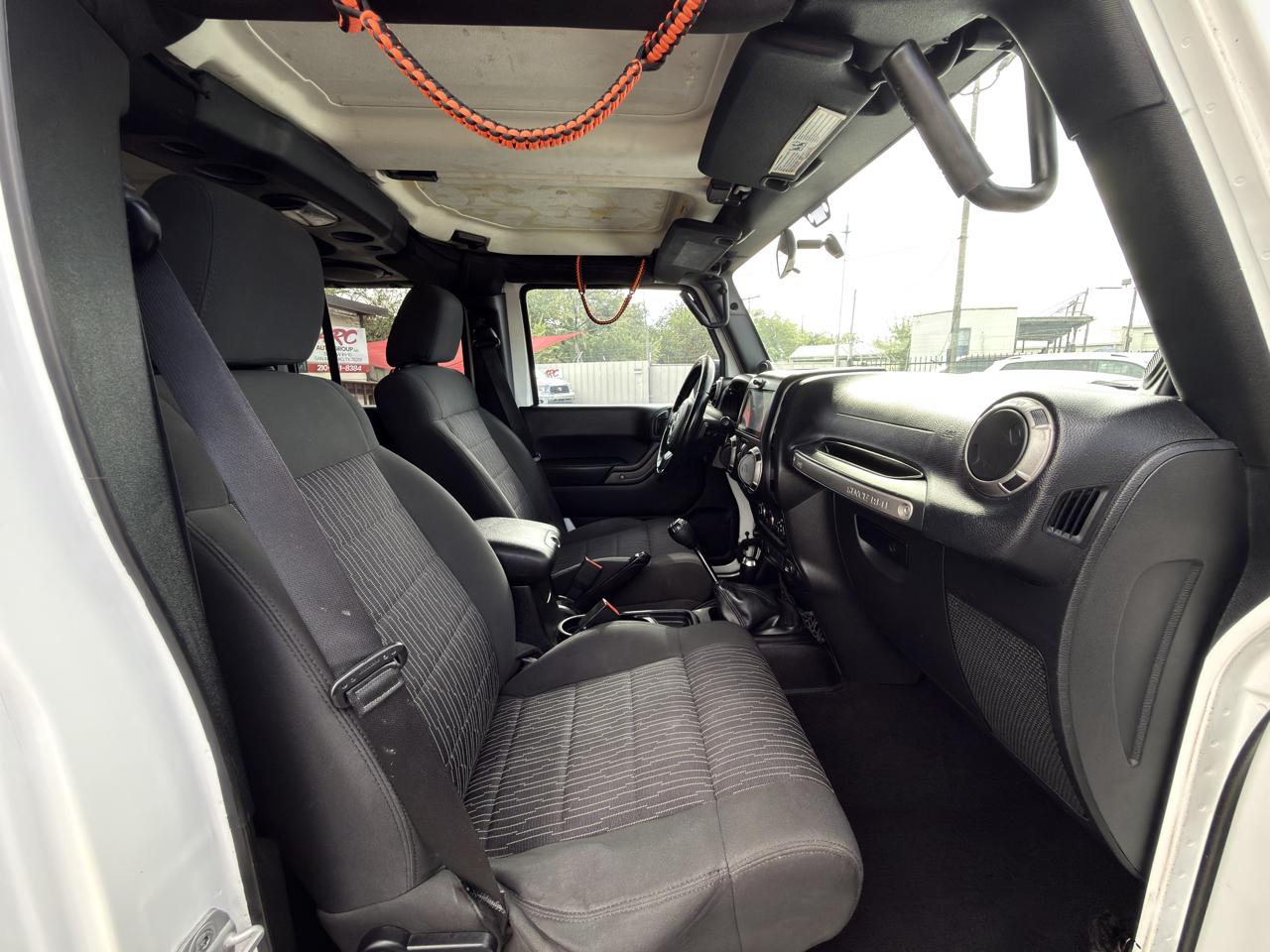 Jeep Wrangler Unlimited Sport 4WD 2012