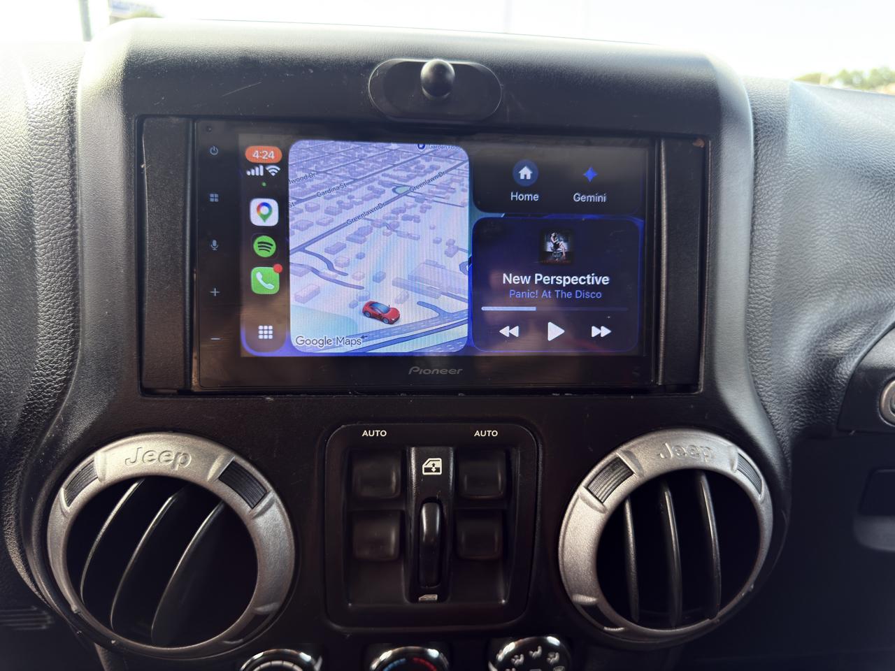 Jeep Wrangler Unlimited Sport 4WD 2012