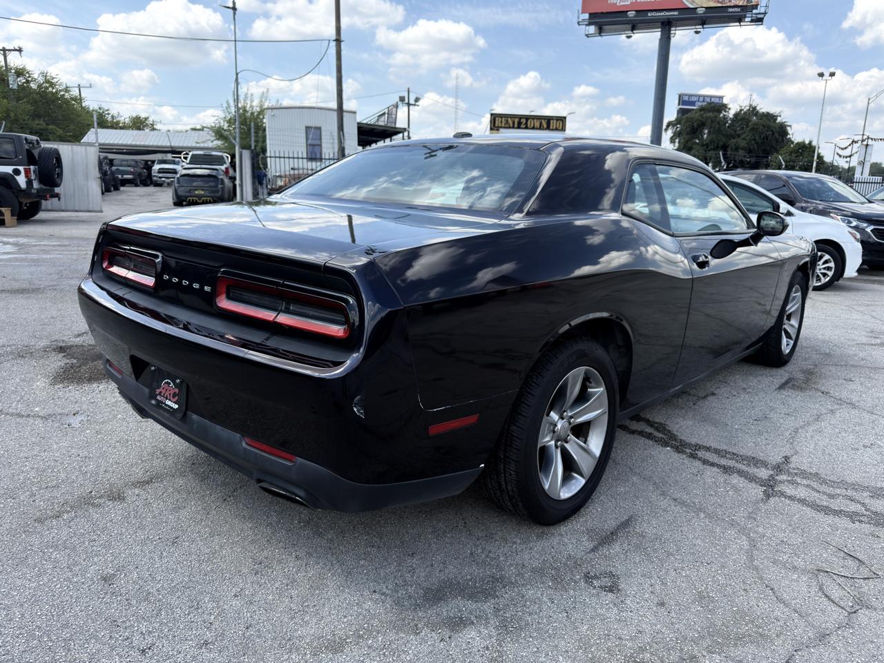 Dodge Challenger SXT 2016