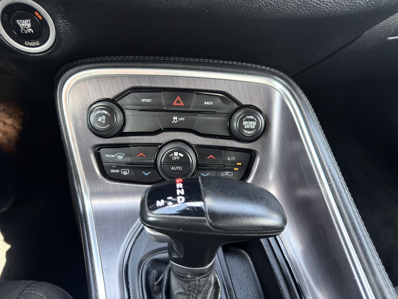 Dodge Challenger SXT 2016