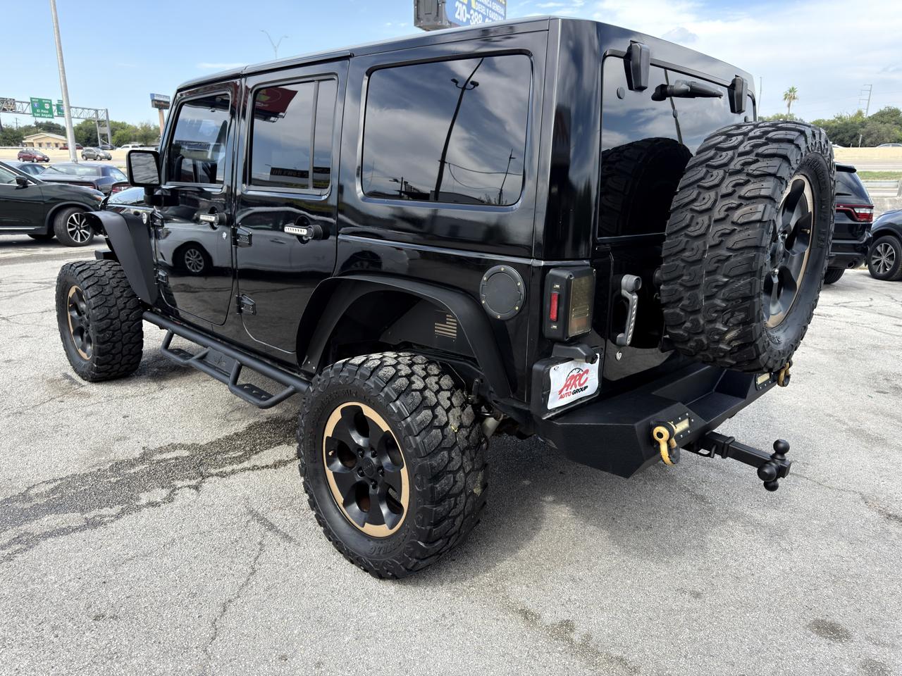 Jeep Wrangler Unlimited Sahara 4WD 2014