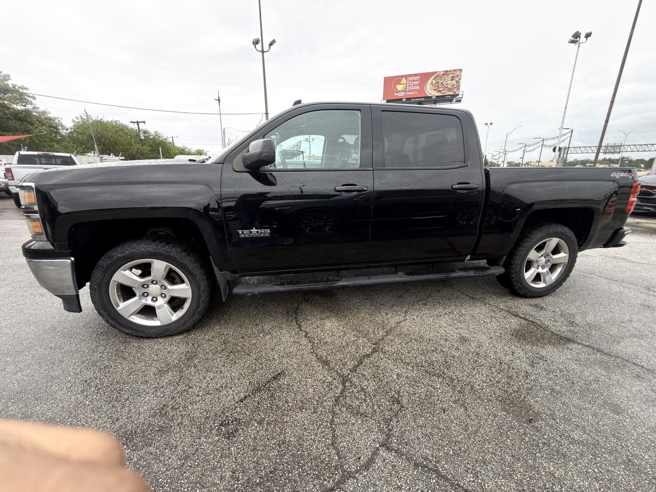 Chevrolet Silverado 1500 1LT Crew Cab 4WD 2014