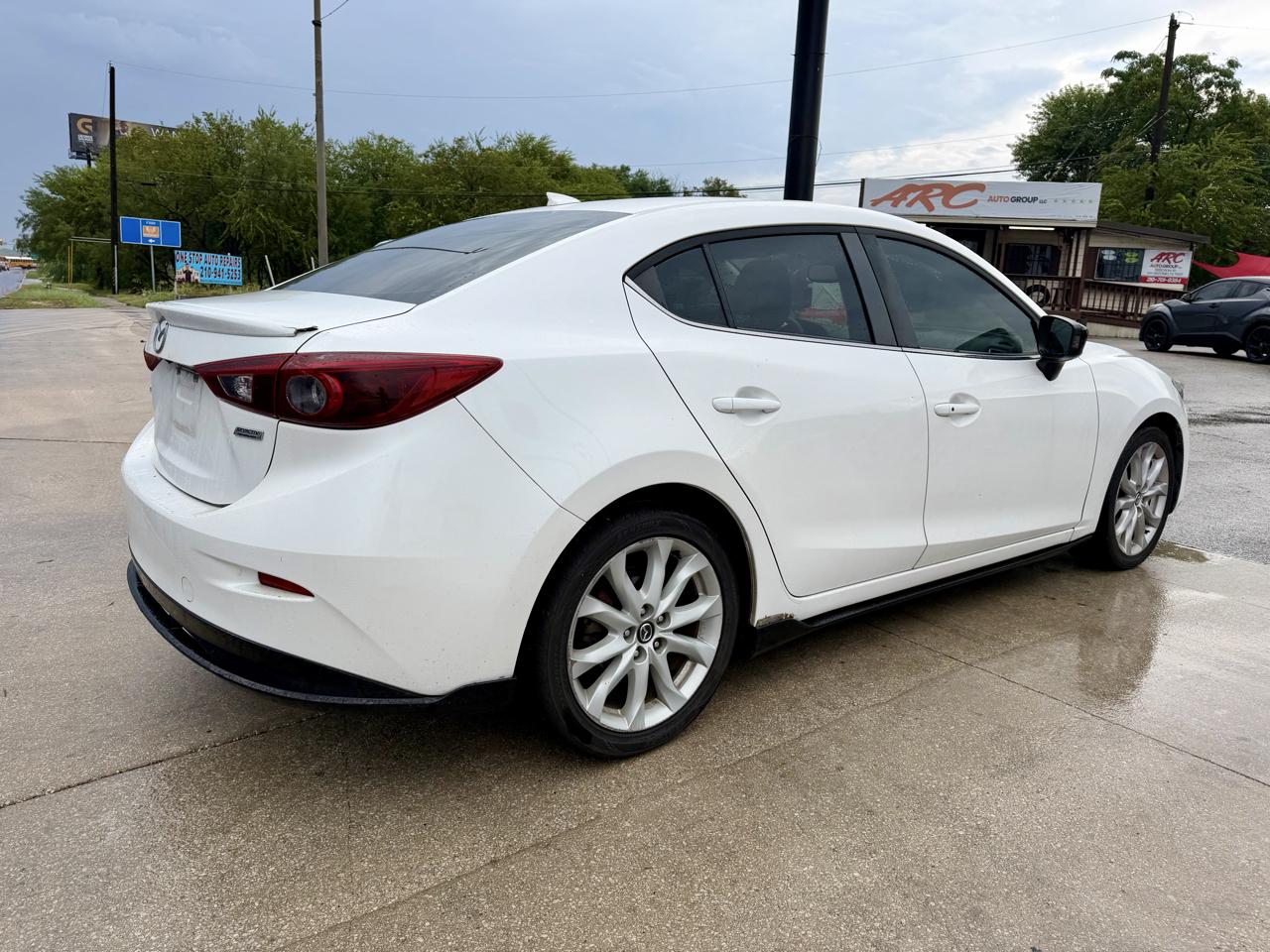 Mazda MAZDA3 s Grand Touring AT 4-Door 2015