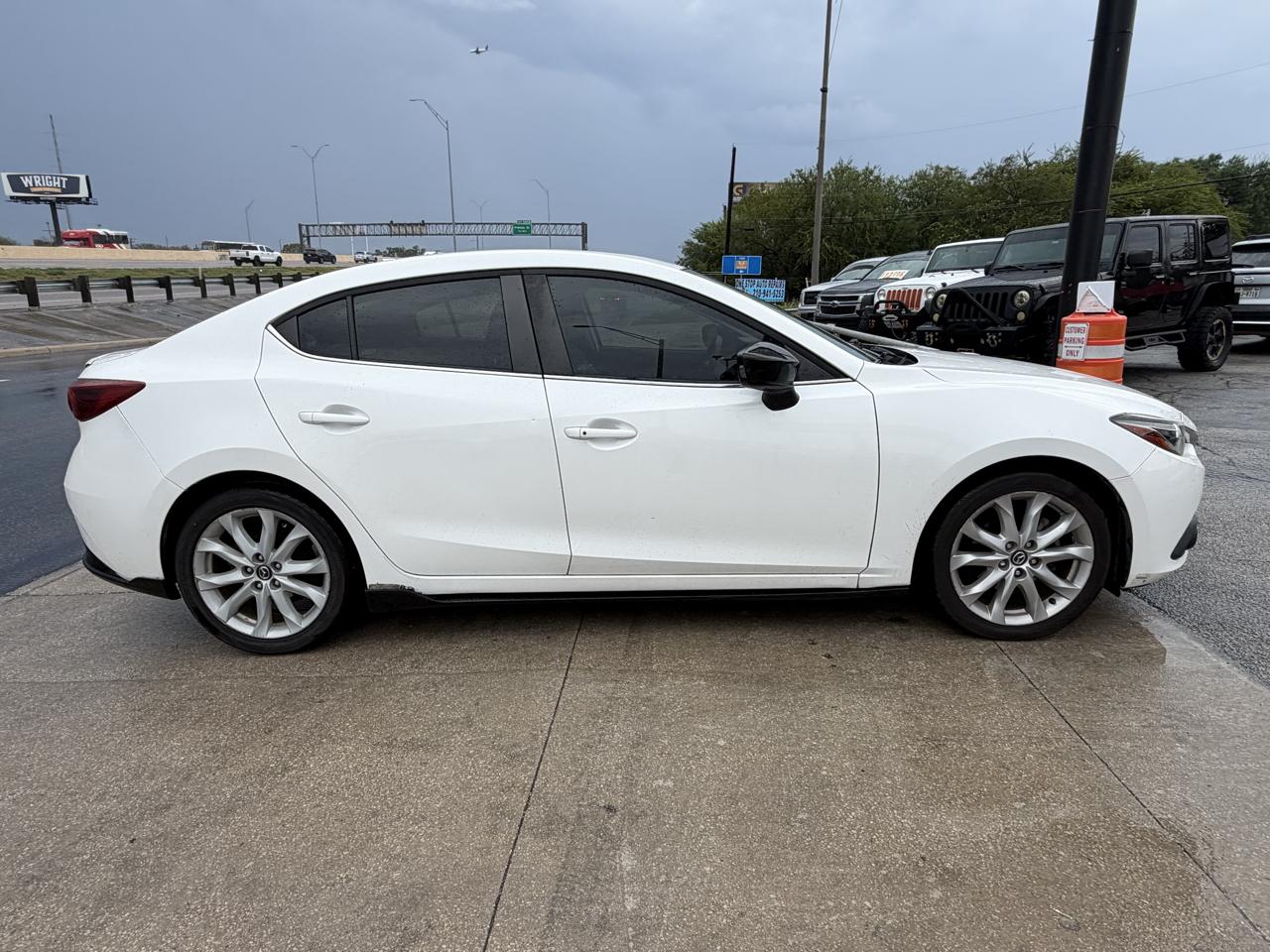 Mazda MAZDA3 s Grand Touring AT 4-Door 2015