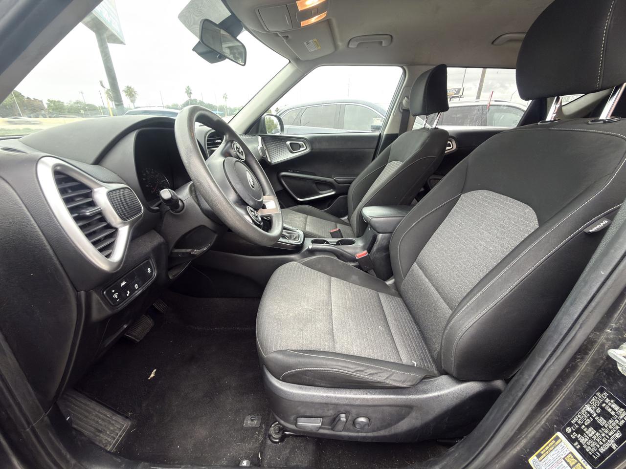 Kia Soul LX CVT 2021