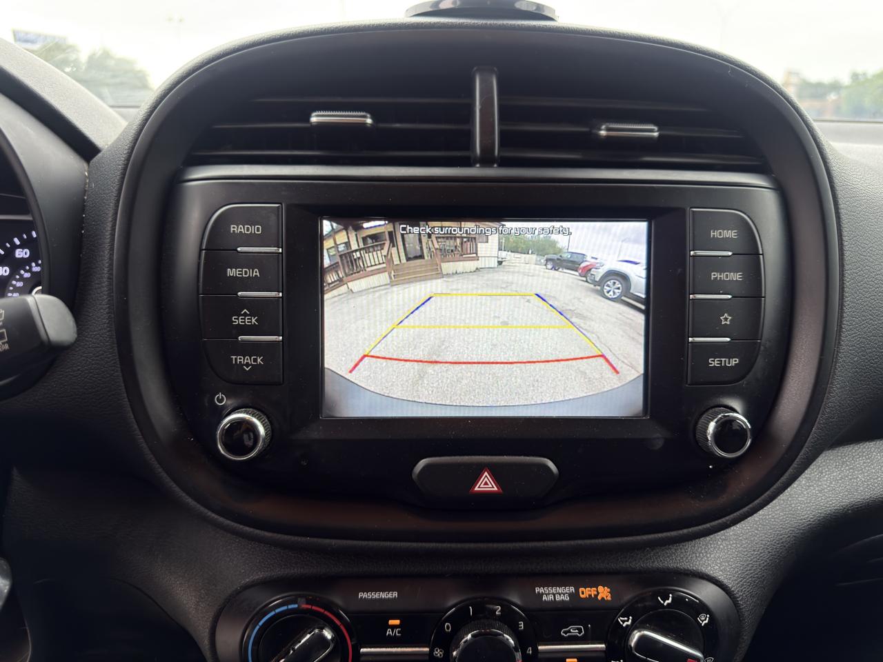 Kia Soul LX CVT 2021