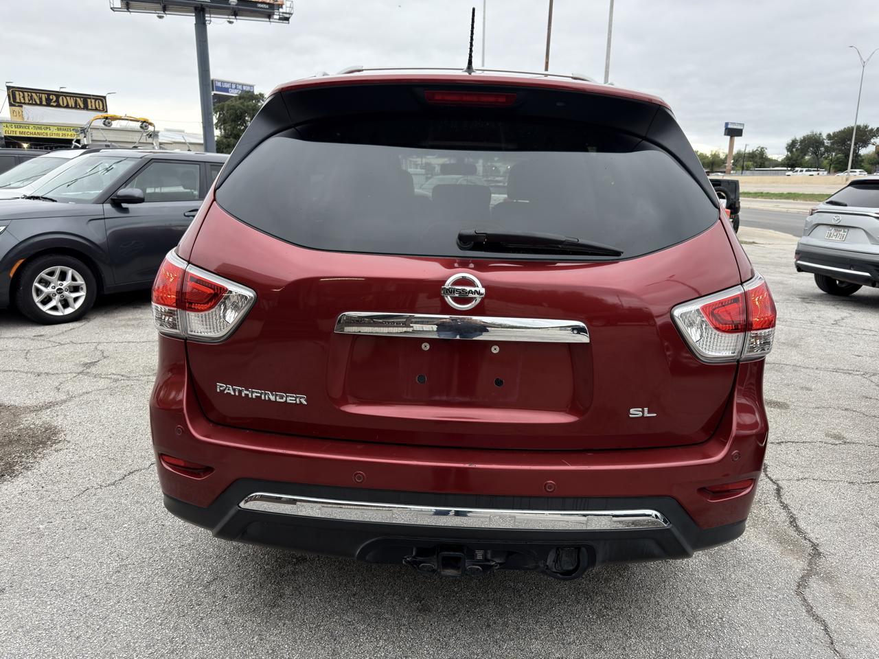 Nissan Pathfinder S 2WD 2014