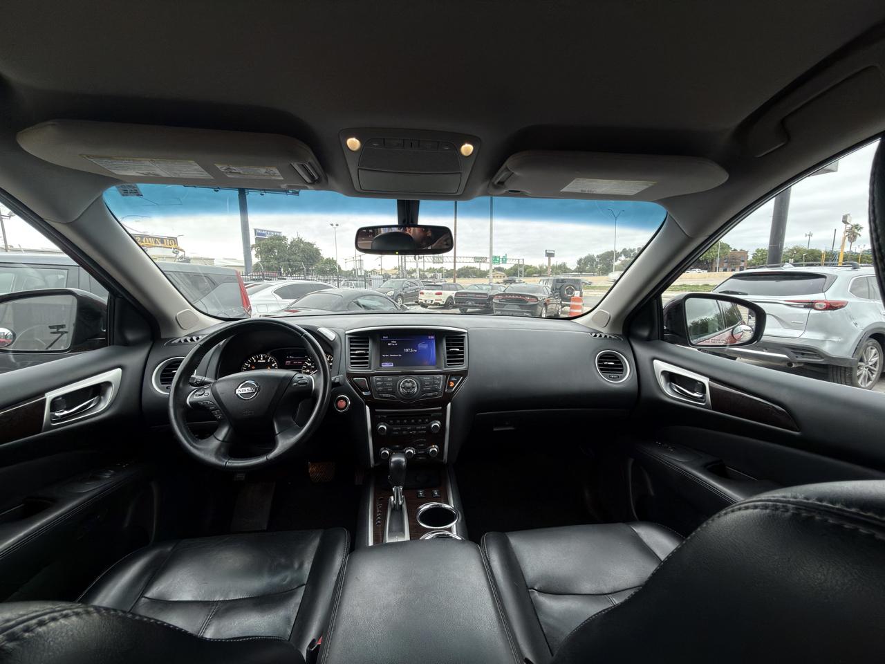 Nissan Pathfinder S 2WD 2014