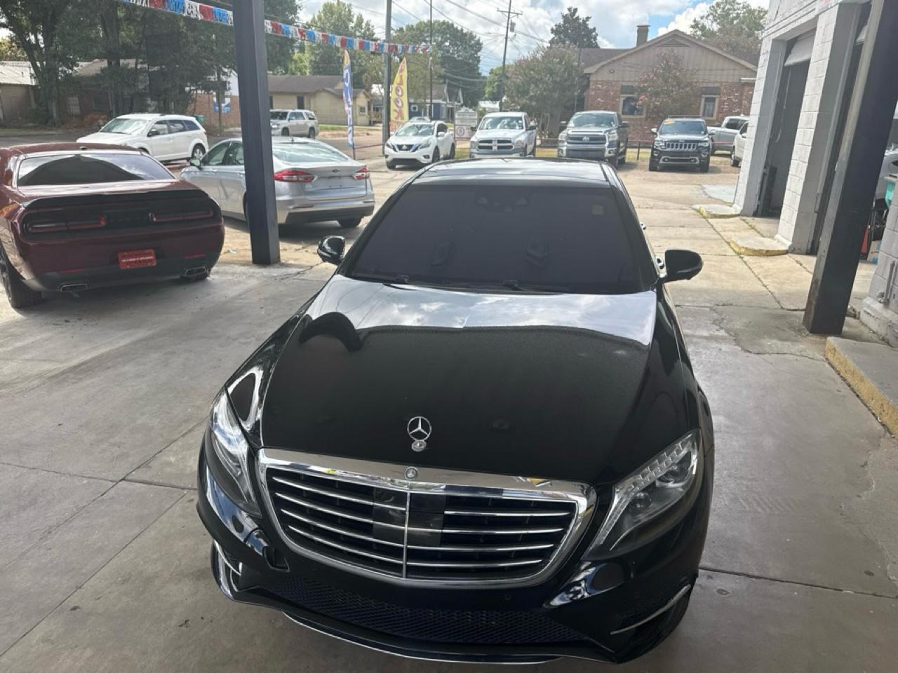 Mercedes-Benz S-Class S550 2015