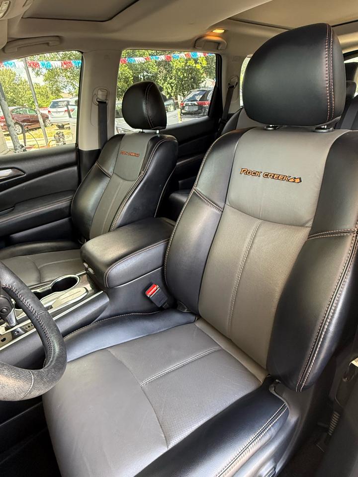Nissan Pathfinder S 2WD 2019