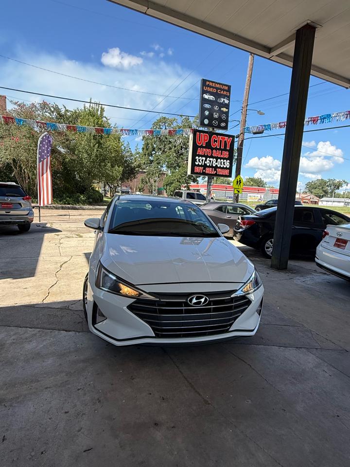 Hyundai Elantra Limited 2019