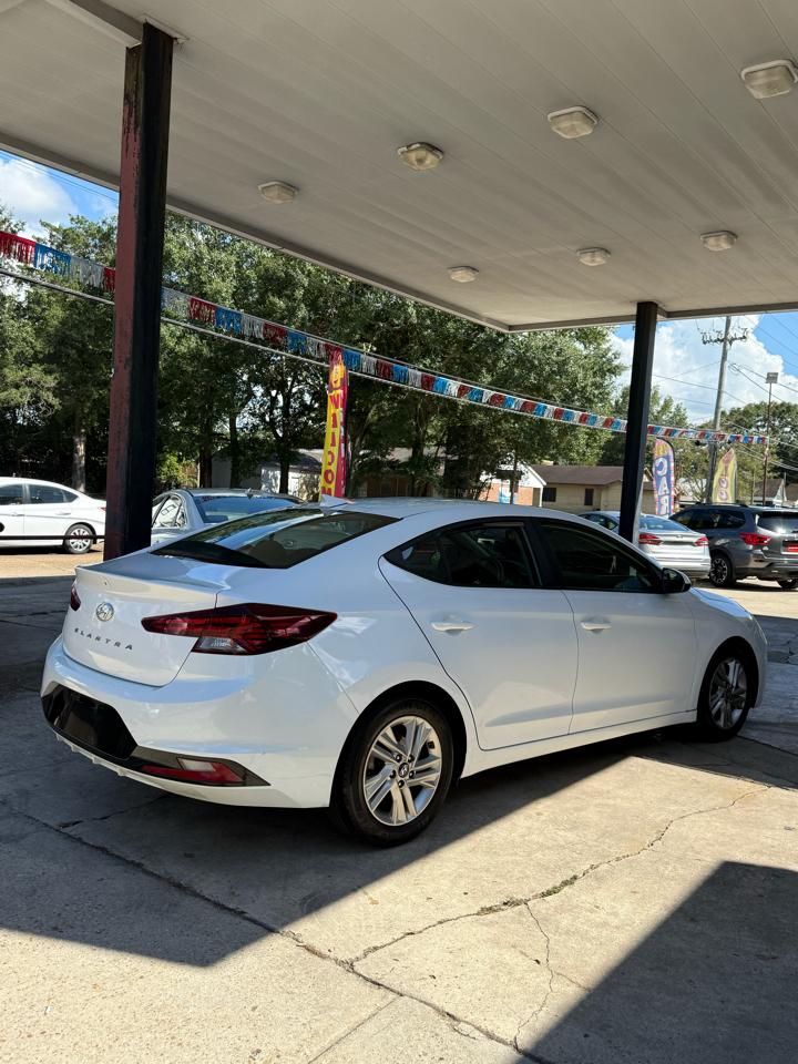 Hyundai Elantra Limited 2019