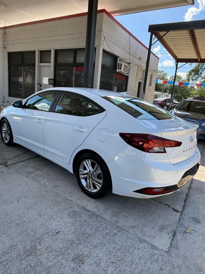 Hyundai Elantra Limited 2019