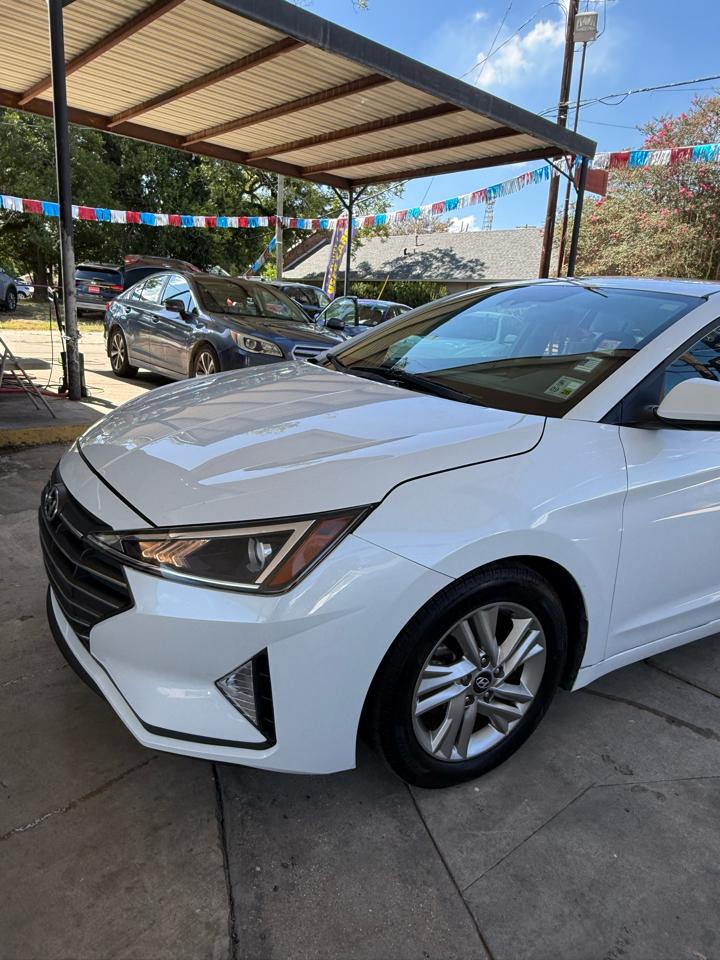 Hyundai Elantra Limited 2019
