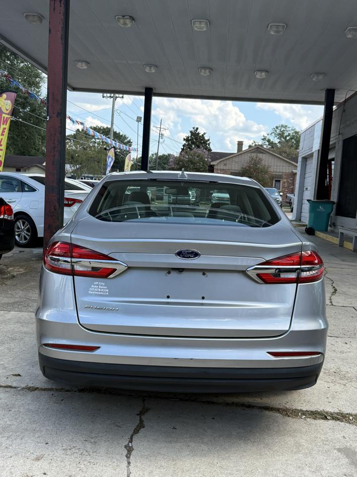 Ford Fusion S 2020