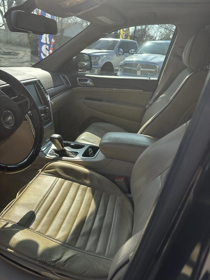 Jeep Grand Cherokee Overland 2WD 2016