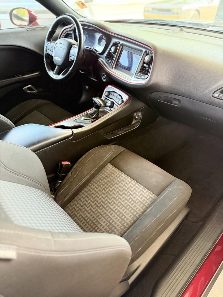 Dodge Challenger SXT 2020
