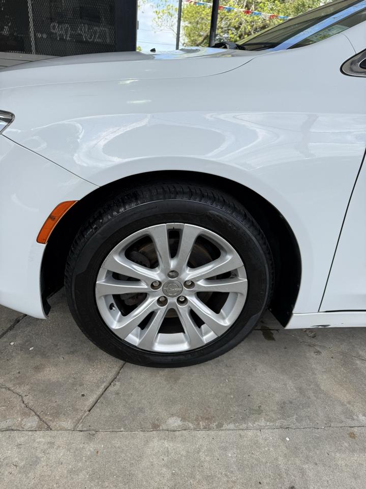 Chrysler 200 Limited 2015