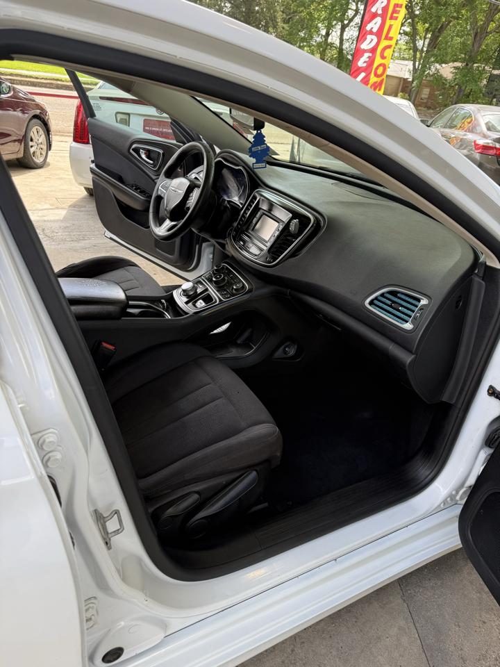 Chrysler 200 Limited 2015