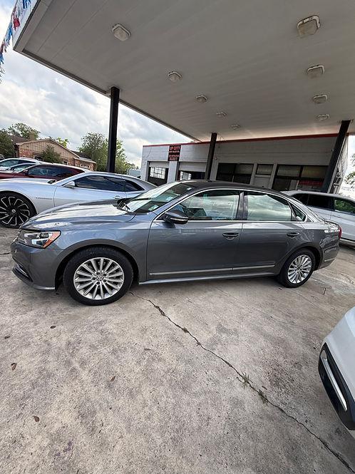 Volkswagen Passat  2016