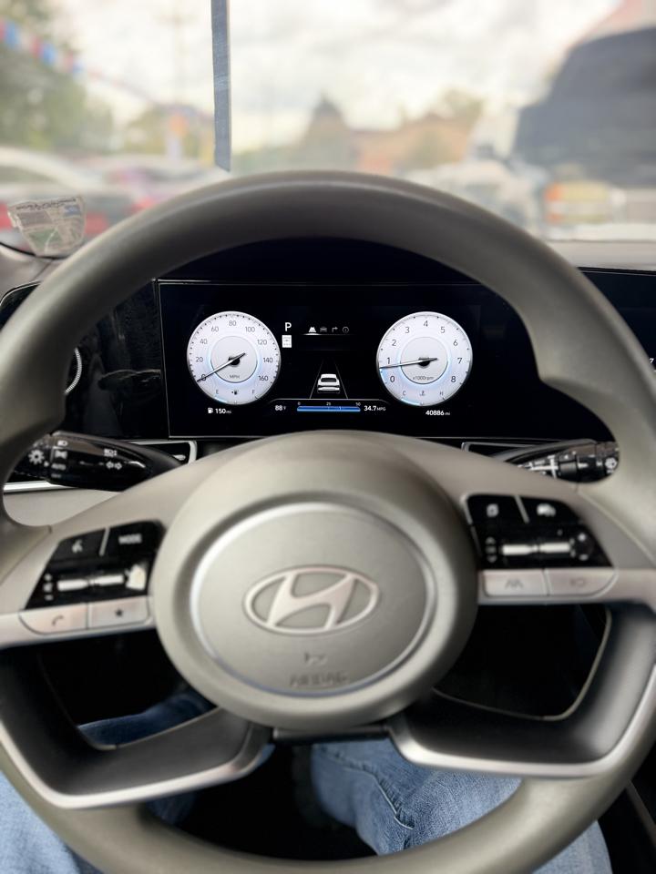 Hyundai Elantra SEL 2024
