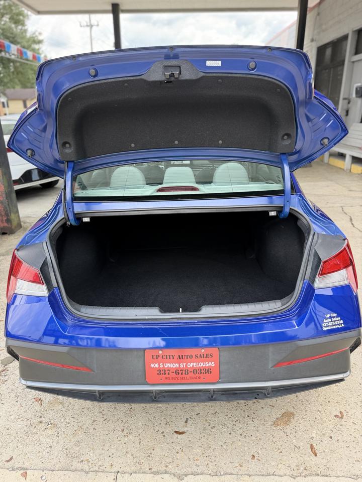 Hyundai Elantra SEL 2024