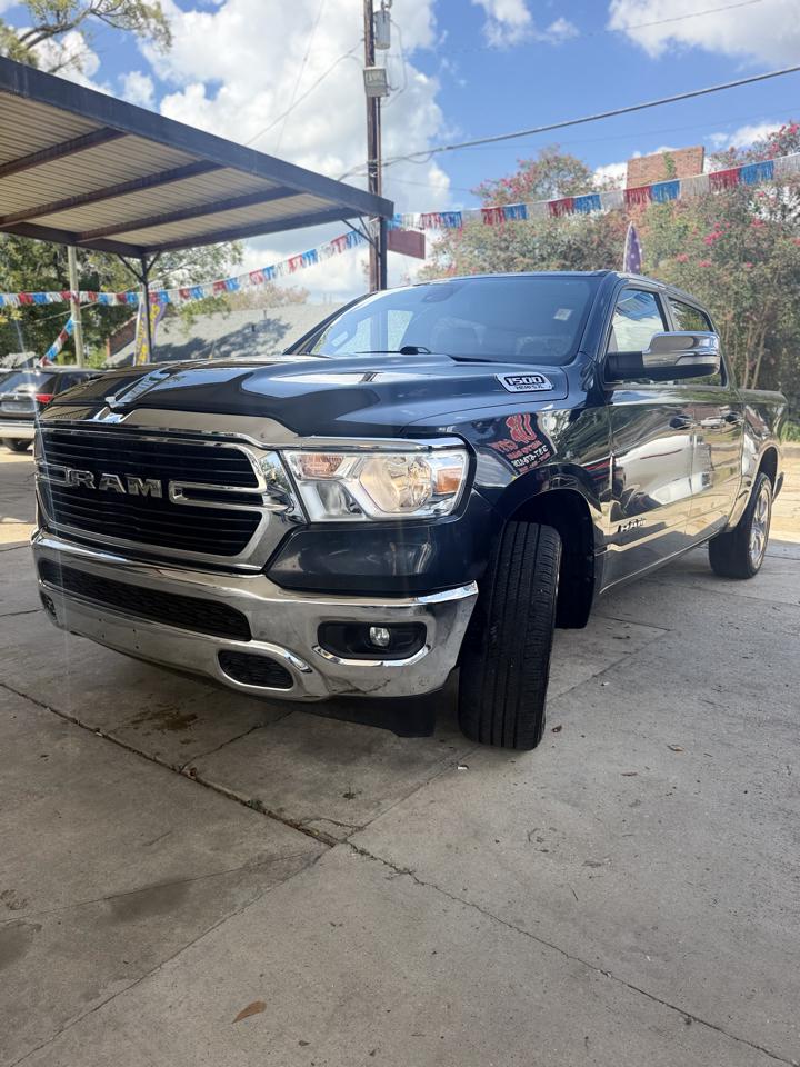 RAM 1500 Big Horn Crew Cab SWB 4WD 2021