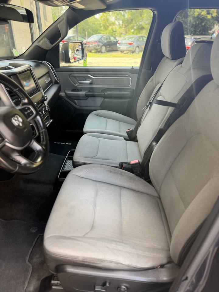 RAM 1500 Big Horn Crew Cab SWB 4WD 2021