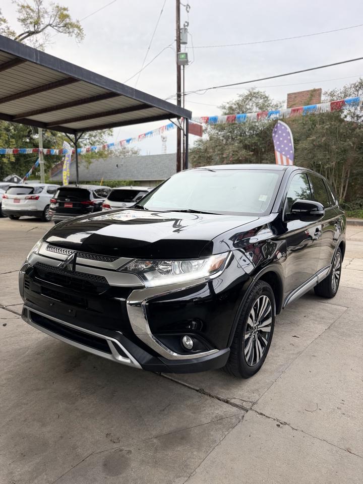 Mitsubishi Outlander SE 2WD 2019