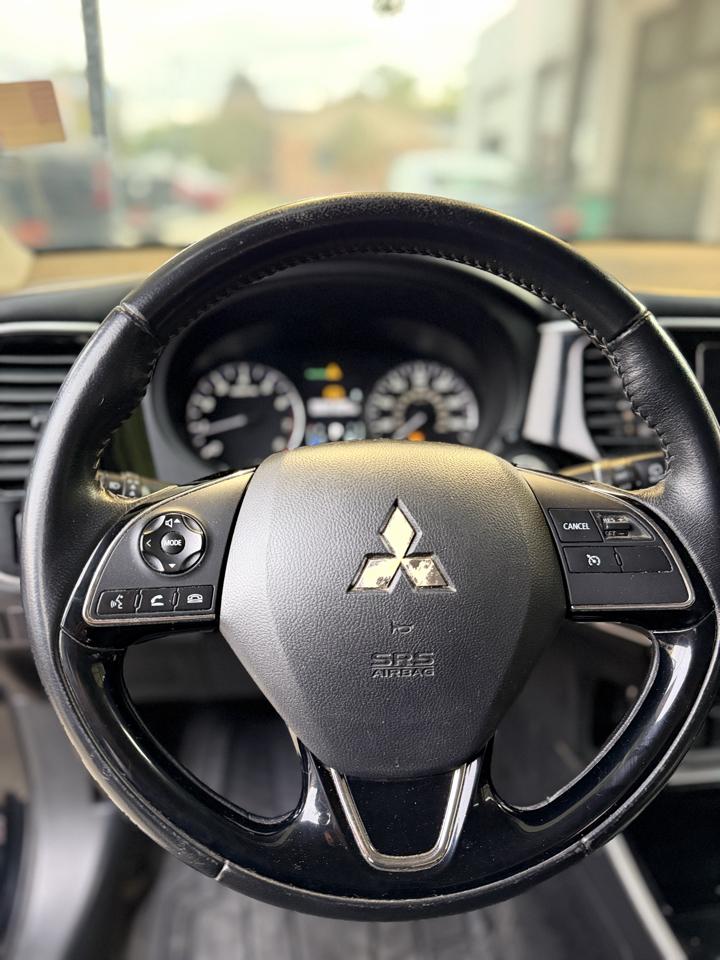 Mitsubishi Outlander SE 2WD 2019