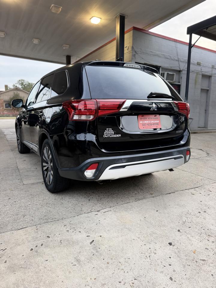 Mitsubishi Outlander SE 2WD 2019