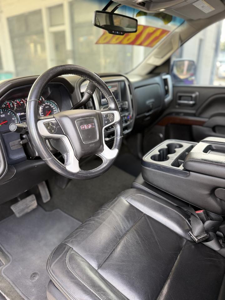 GMC Sierra 1500 4WD Crew Cab 157" SLT 2018