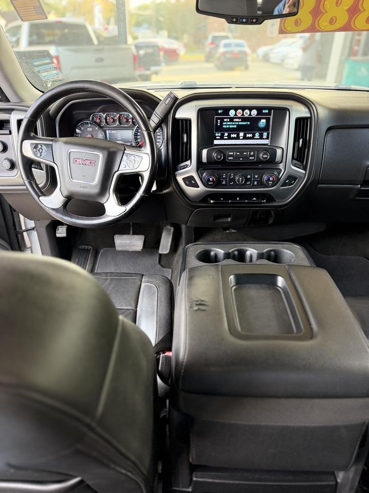 GMC Sierra 1500 4WD Crew Cab 157" SLT 2018