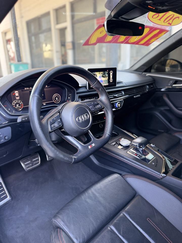 Audi A4 2.0 TFSI Premium Plus quattro 7A 2018