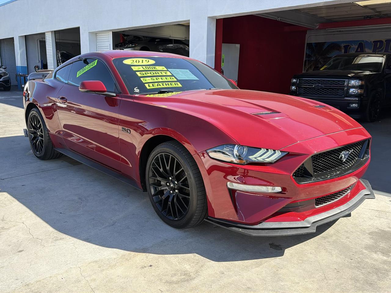 2019 Ford Mustang GT Premium - Photo 9