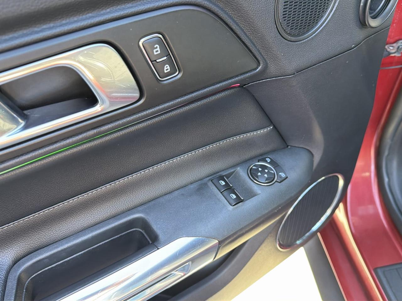 2019 Ford Mustang GT Premium - Photo 14