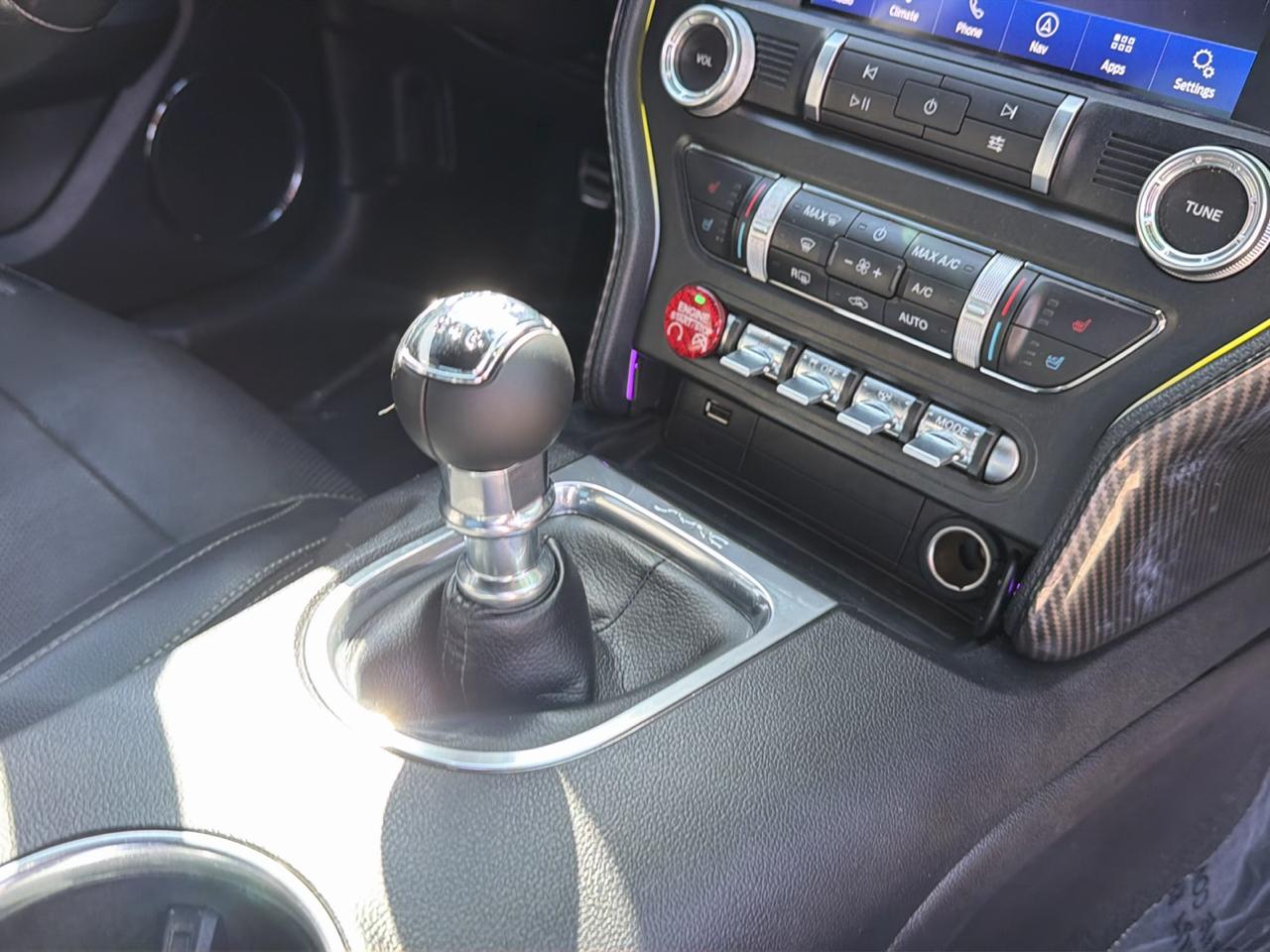 2019 Ford Mustang GT Premium - Photo 24