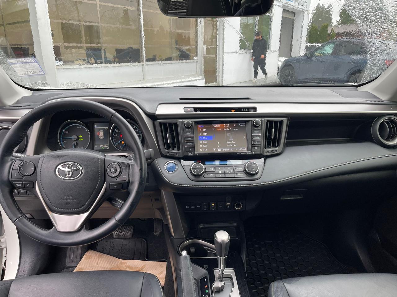 Toyota RAV4 Hybrid Limited AWD (Natl) 2018