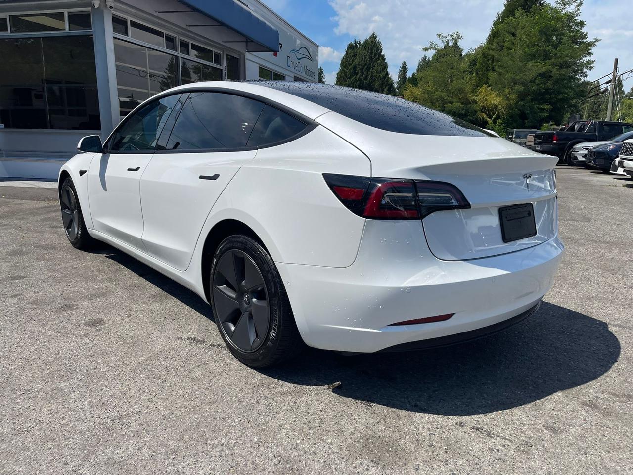 Tesla Model 3 Standard Range Plus RWD 2021