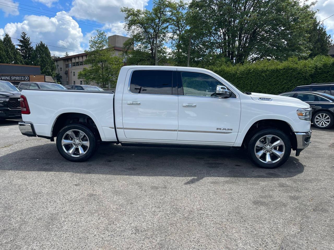 RAM 1500 Limited 4x4 Crew Cab 5'7" Box 2022