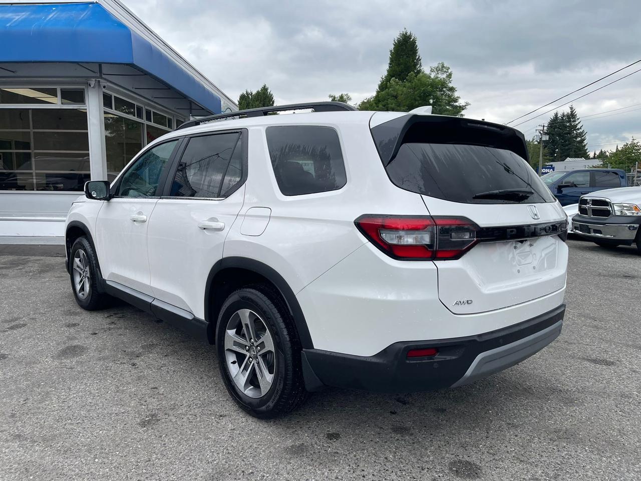 Honda Pilot EX-L+ AWD 2025