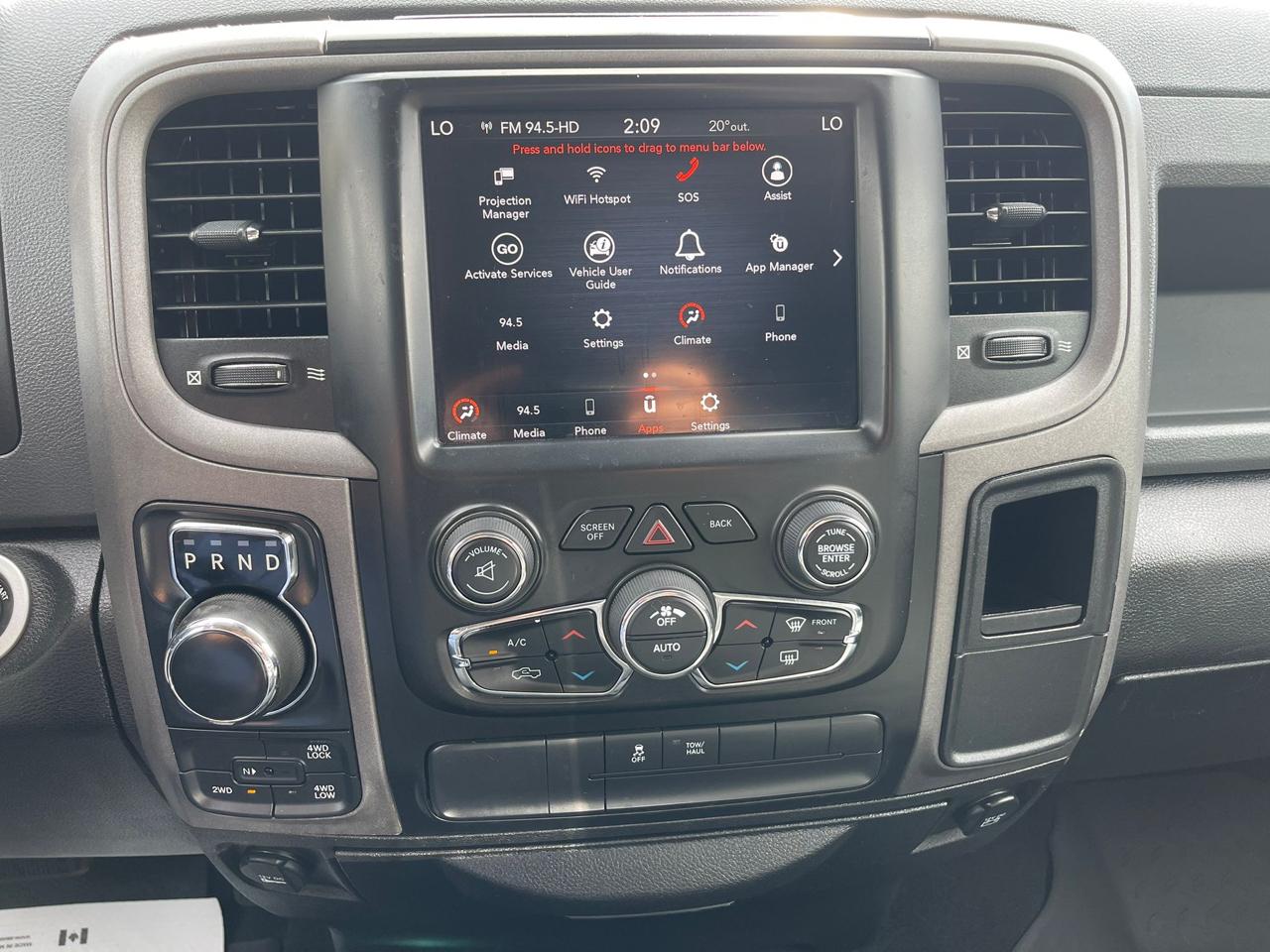 RAM 1500 Classic ST 4x4 Crew Cab 5'7" Box 2019
