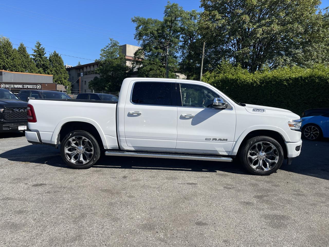 RAM 1500 Limited Longhorn 4x4 Crew Cab 5'7" Box 2022