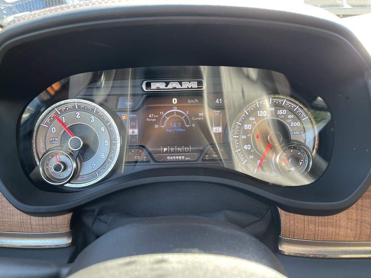 RAM 1500 Limited Longhorn 4x4 Crew Cab 5'7" Box 2022