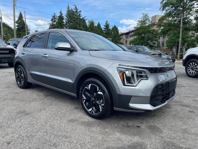 Silver 2024 Kia Niro EV SUV / Crossover Front-Wheel Drive Automatic