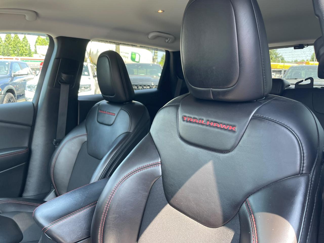 Jeep Cherokee Trailhawk 4x4 2021