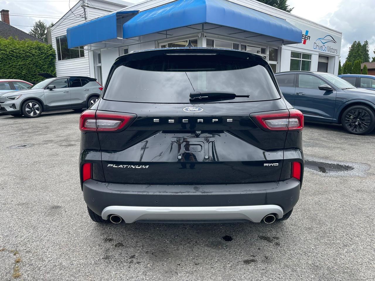 Ford Escape Platinum AWD 2025