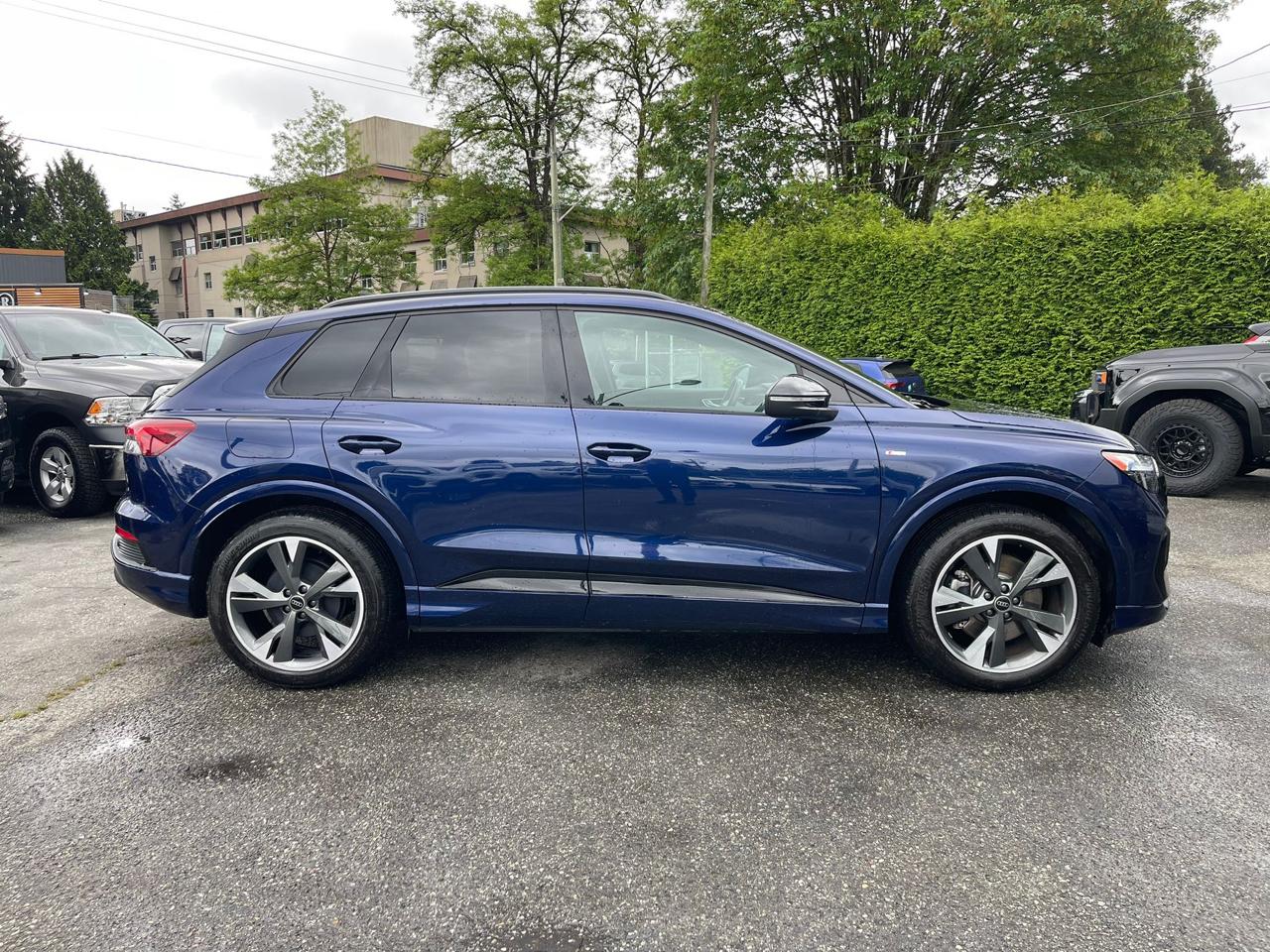 Audi Q4 e-tron Premium 55 quattro 2024